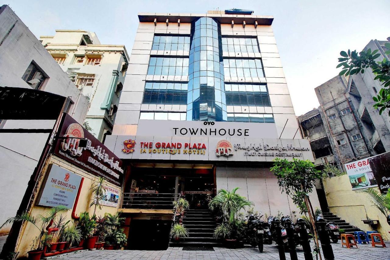 Townhouse The Grand Plaza Hotel Hyderabad Exterior photo