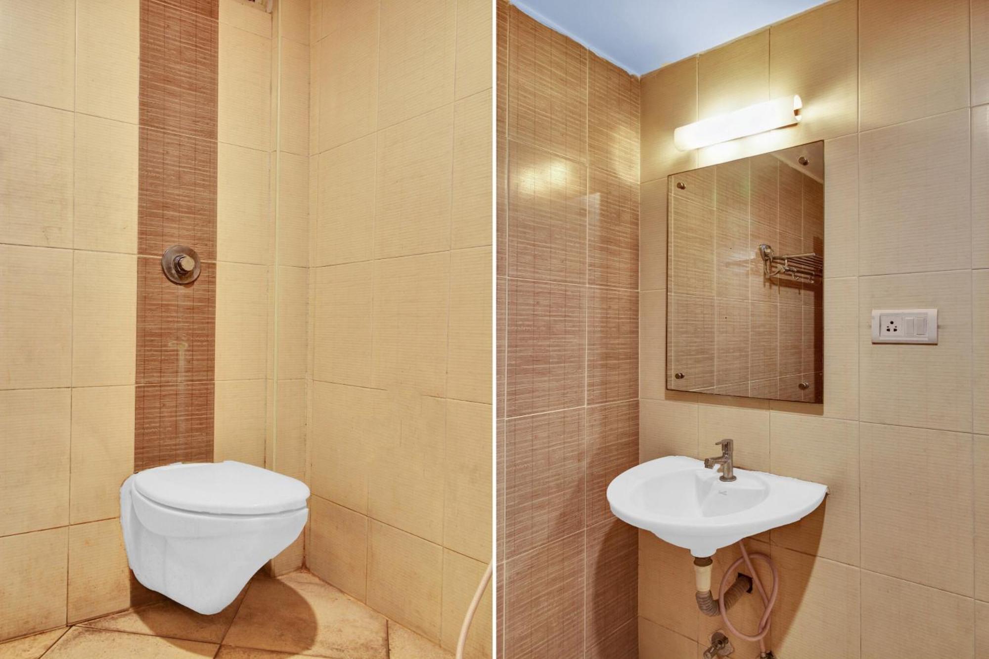 Townhouse The Grand Plaza Hotel Hyderabad Exterior photo