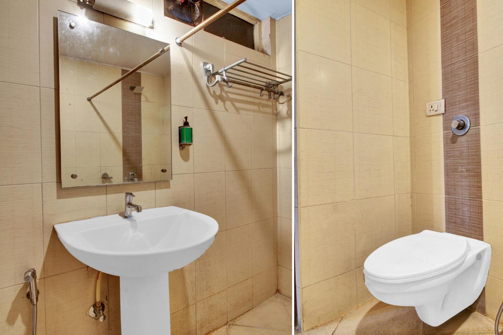 Townhouse The Grand Plaza Hotel Hyderabad Exterior photo